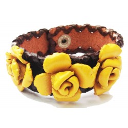 bracelet cuir large avec fleur jaune