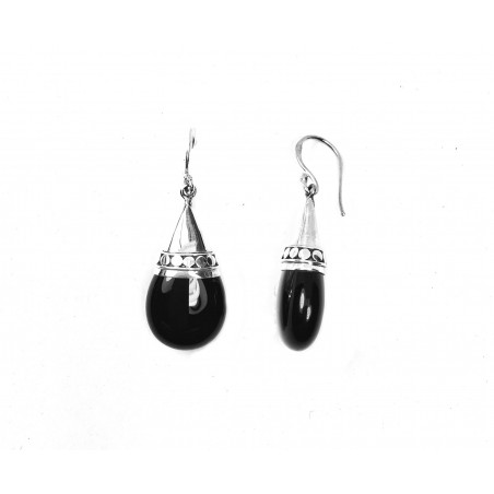 oval earrings black