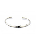 Magnifiques bracelets touareg ethniques en argent, finement gravés de motifs traditionnels touareg - Livraison gratuite